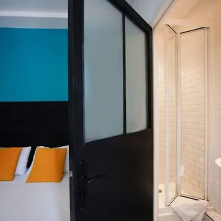 Arty Porte De Versailles By River بيت شباب باريس