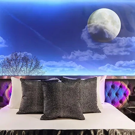 Déclic Hotel 4*