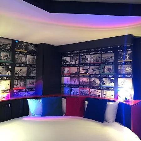 Déclic 4* Paris