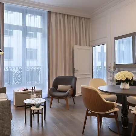 La Clef Champs-élysées By The Crest Collection 5*