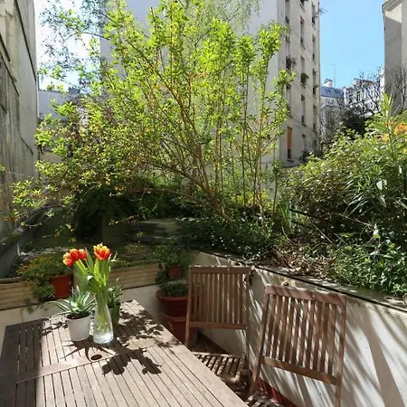 Peaceful Studio With Private Terrace In Montmartre * Paris