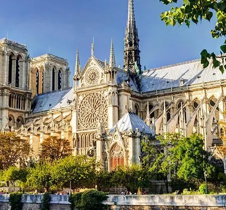Modern Design Loft Apartment, Steps To Notre Dame Paris