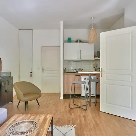 Apartment Cosy In Bastille With Terrace Paris