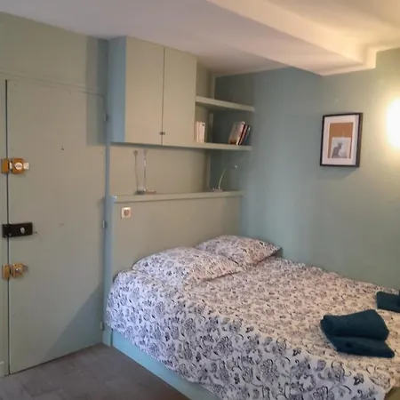 Apartment Studio Equipe Metro Abbesses A Montmartre *