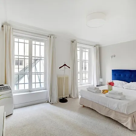 Cmg - Etienne Marcel * Paris