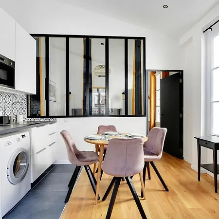 Cmg Jonas-parc Montsouris-tour Montparnasse- Apartment