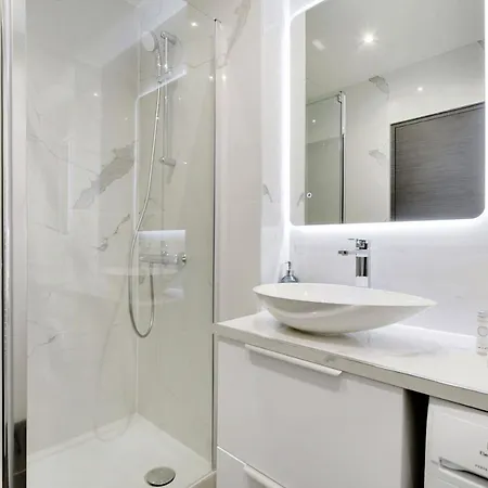 Cmg Jonas-parc Montsouris-tour Montparnasse- Apartment