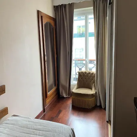 Hotel Vivienne