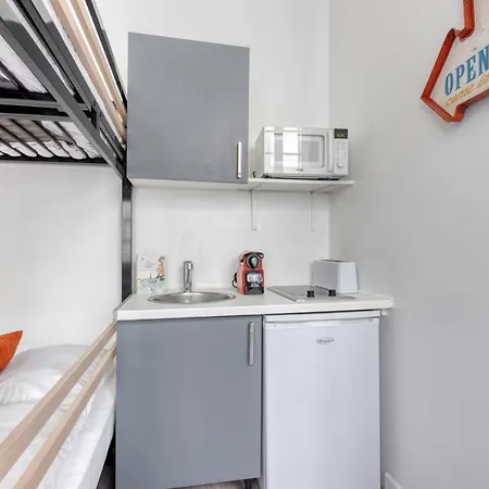 Apartment New & Design In The Heart Of Le Marais *