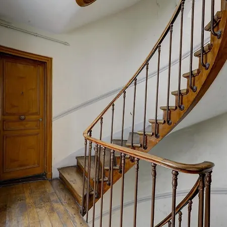 Montmartre - Sacre Coeur Apartment Paris