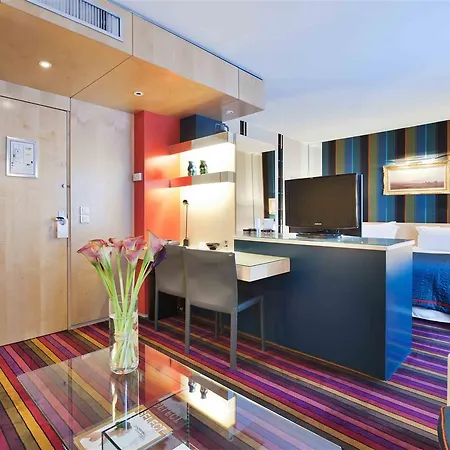 Cambon Hotel