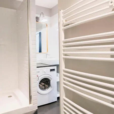 Le Marais Stylish Apartment