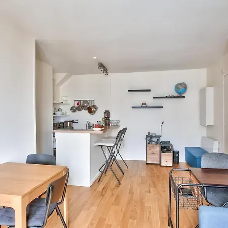 Charming 2 In The Heart Of Bastille Paris
