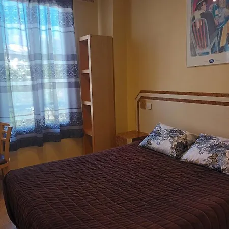 Azur Montmartre Otel