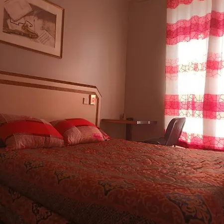 Azur Montmartre Otel Paris