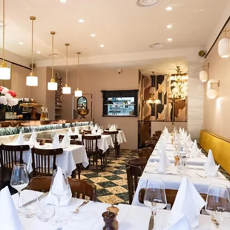 Hotel Chateaubriand