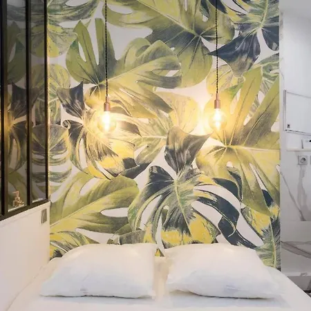 Architect S Designer Studio Walking Distance To The Eiffel Tower Apartment