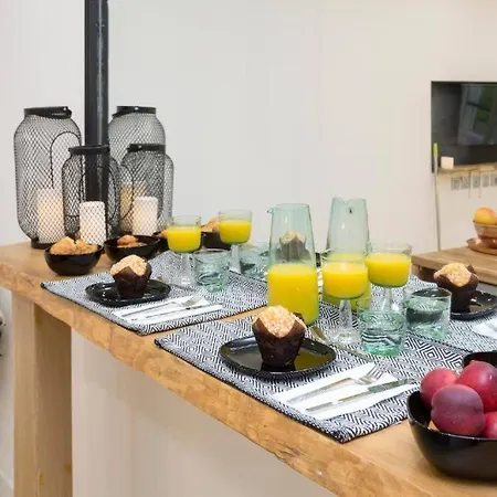 Apartment Architect S Designer Studio Walking Distance To The Eiffel Tower