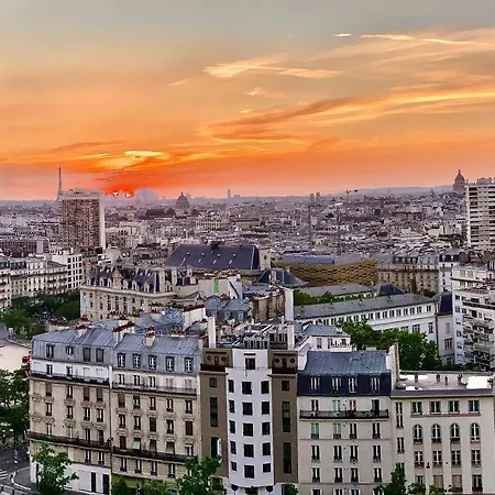3 Bedrooms In Heart Of With A Unique View Of Free Wifi Apartment Paris