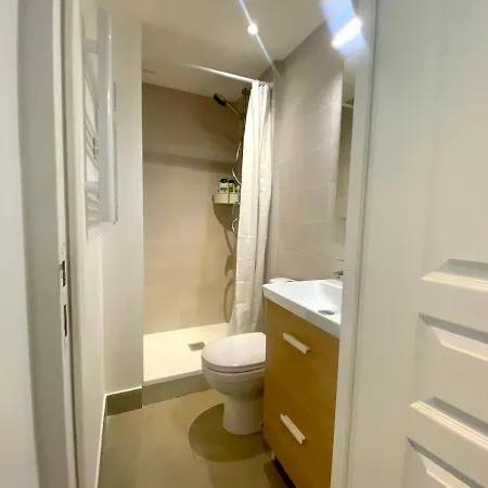 Sweet Batignolles Apartment