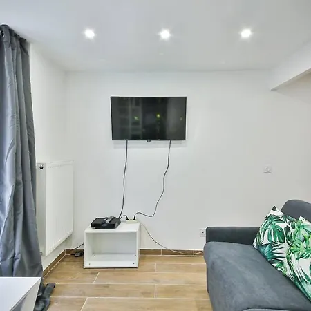 Apartment Le Nid De Montmartre Paris