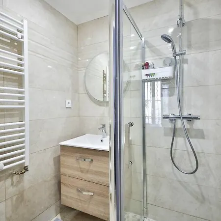 Apartment Le Nid De Montmartre