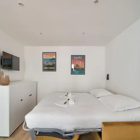 Apartment Superbe Studio Refait A Neuf Paris