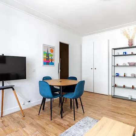 Home Suite Home Montaigne Place De L'Alma Apartamento