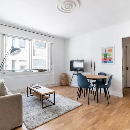 Home Suite Home Montaigne Place De L'Alma * Paris