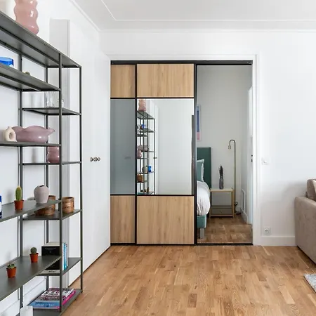 Home Suite Home Montaigne Place De L'Alma *
