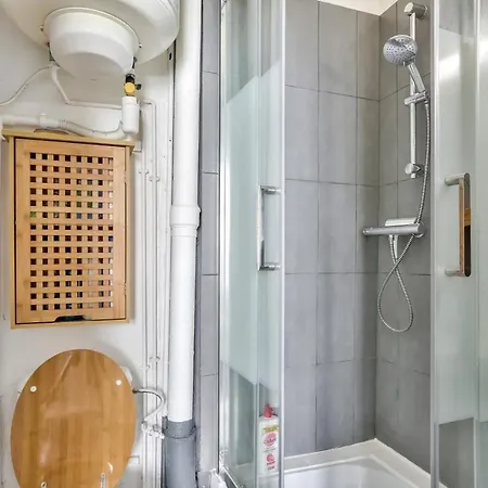 2 Flat In The Heart Of Montmartre Apartment