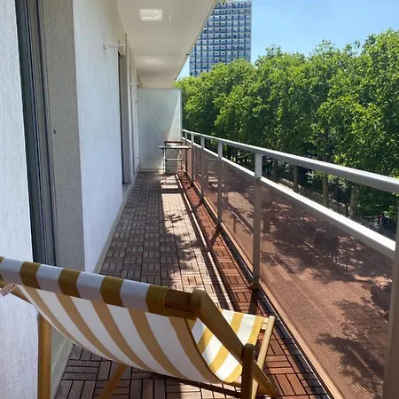 Luxury La Vie En Rose Jacuzzi Terrasse Parking Paris