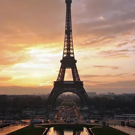 Apartment Direct Views Of Eiffel Tower & Sacre-coeur From Mezzanine - 10 Mins To Center *