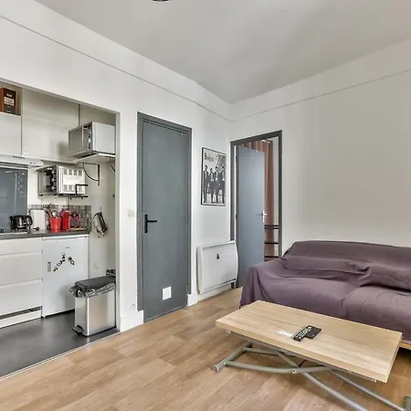 Apartment 2 Flat In The Heart Of Montmartre