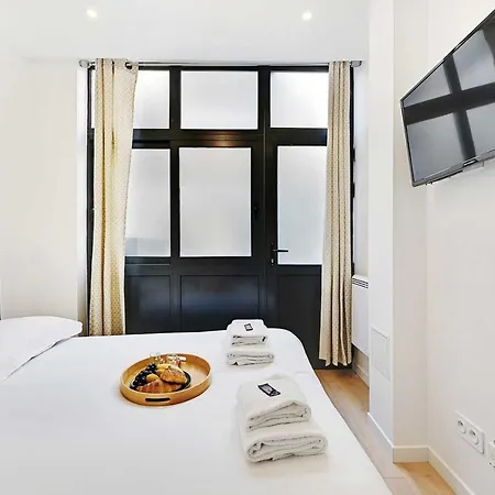 Apartamento Appartement - 3P- Champs De Mars Tour Eiffel *
