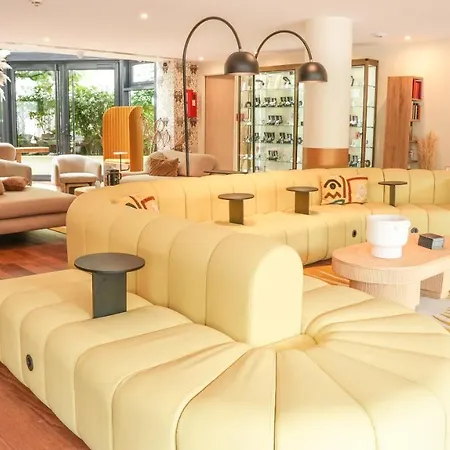 Mercure Gare Montparnasse Tgv 4*