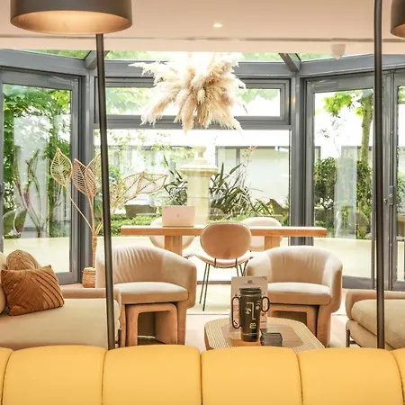 Hotel Mercure Gare Montparnasse Tgv