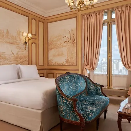 Hotel Raphael 5*