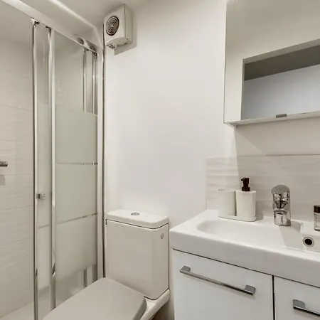 Modern French Studio In * Paris