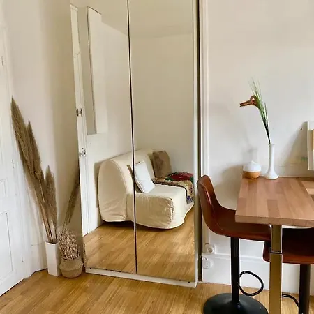Studio Contemporain Dans 12eme Arrondissement Apartment Paris