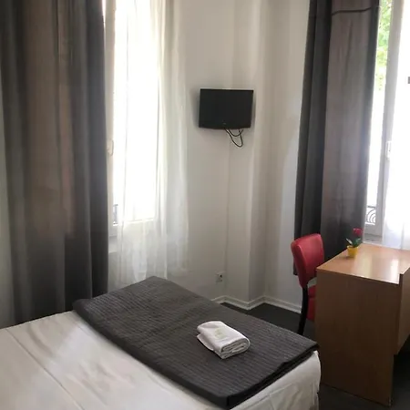 Hotell Cosy Monceau