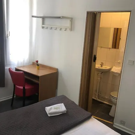 Cosy Monceau Hotel