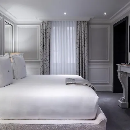 Otel J.k. Place 5*