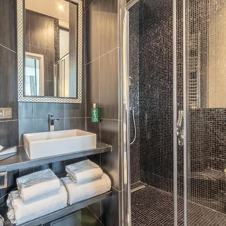 Yuna Les Halles Appartement *