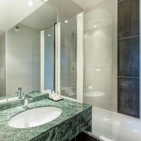 מלון Best Western Plus Opera Batignolles