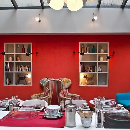 Le Basile Otel Paris