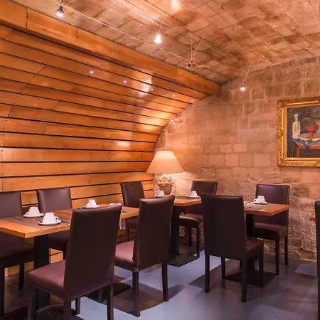 Volney Opéra Hotel 3*