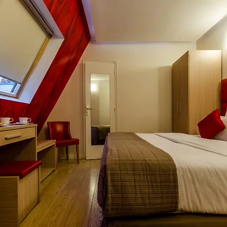 Hotel Riviera 3*