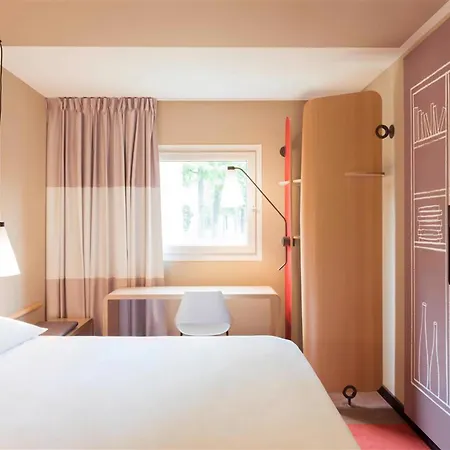 Ibis Gare Du Nord Château Landon 10ème 3* Paris