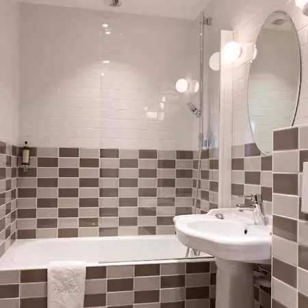 Des 3 Poussins 3* Paris